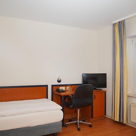 Hotel Am Hillegosser Hof Bielefeld Exteriör bild