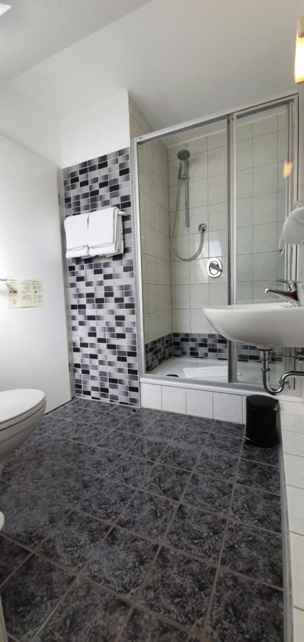 Hotel Am Hillegosser Hof Bielefeld Exteriör bild